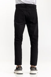 Black Basic Carrot Fit Jeans 224-121-008